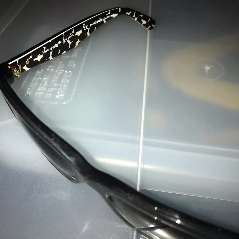 kate spade 100% uv